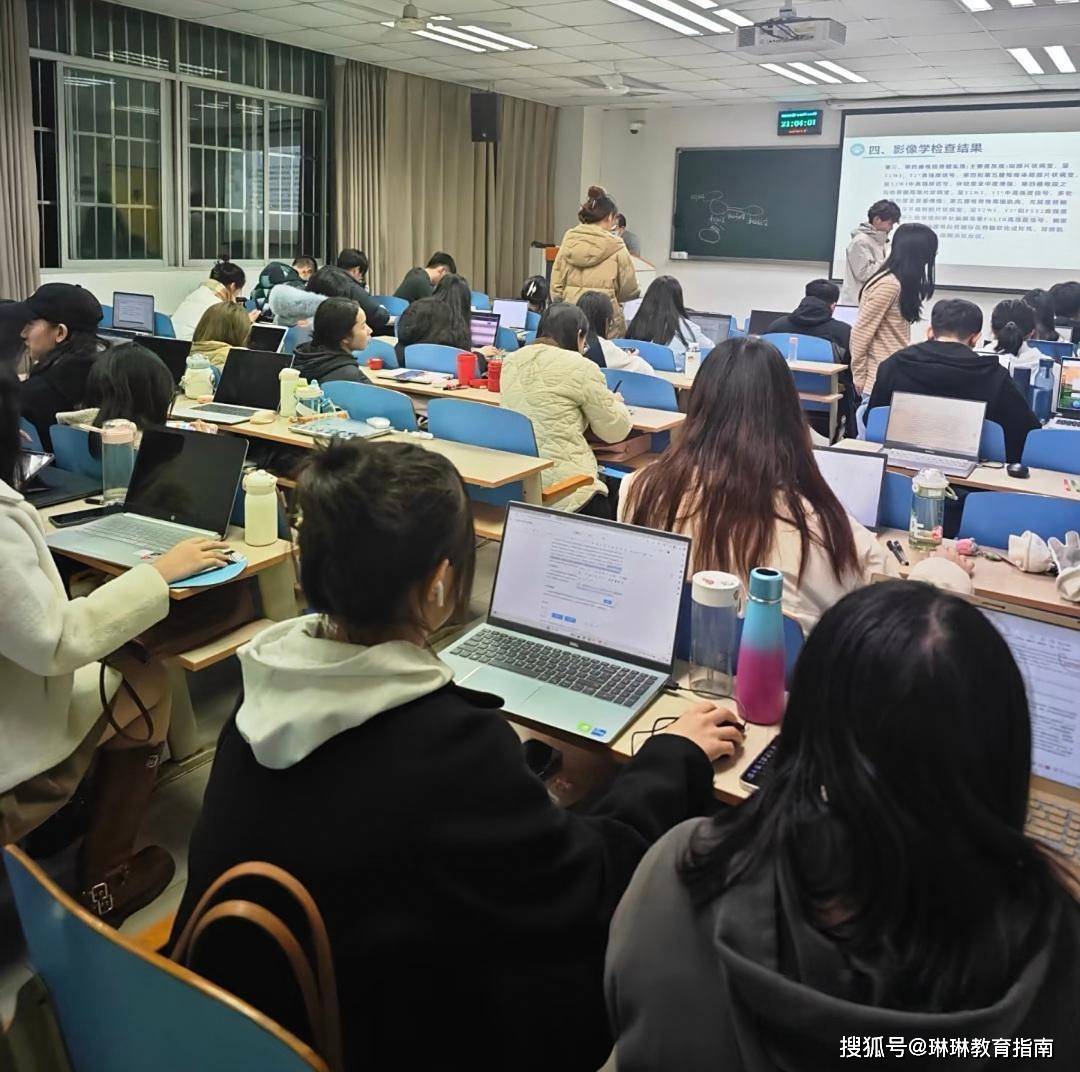 原創考上研究生後才知道，原來碩士導師和本科老師不一樣，後悔自己太天真