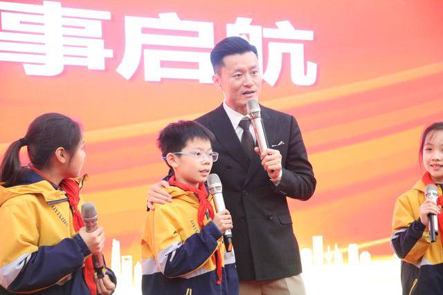 鄭州大學實驗小學：聽見世界 秀出自己