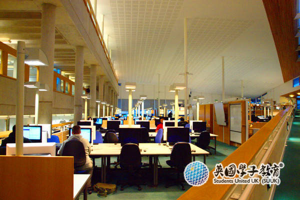 高二高三可申，桑德蘭大學本科預科接受報名