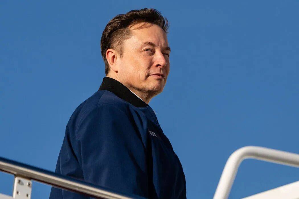 DeekSeek深夜再發梁文鋒署名論文/追覓CEO稱打造首個百萬億美金公司生態/iPhone官宣接入Gemini
