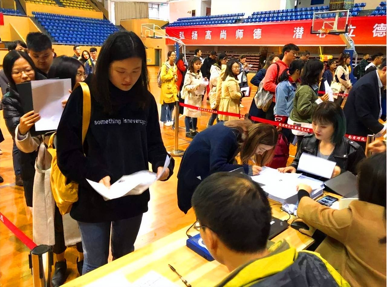 原創考研政治免考專業全解析：五大類方向與報考策略指南