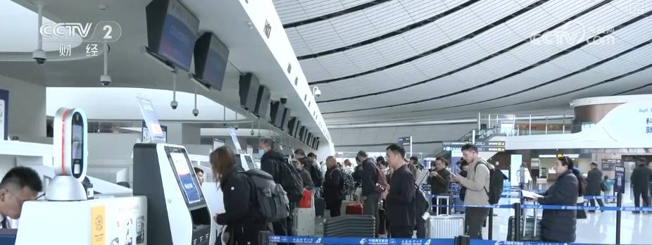 返鄉、探親、學生與旅遊度假客流疊加 春運航空出行需求旺盛