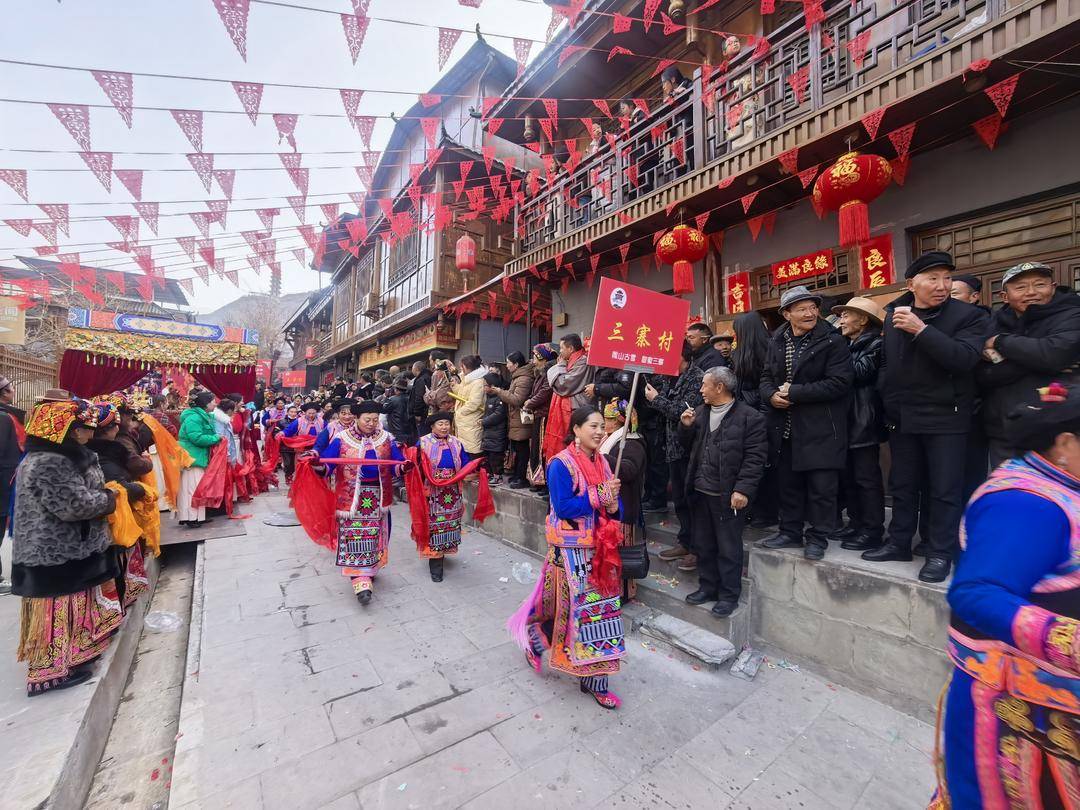 文化、美食、駐村情 共燴理縣薛城“臘八”盛宴