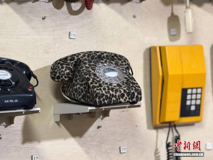 “我想留住這段珍貴的香港通訊發展史”——專訪香港古董電話收藏家羅肇忠