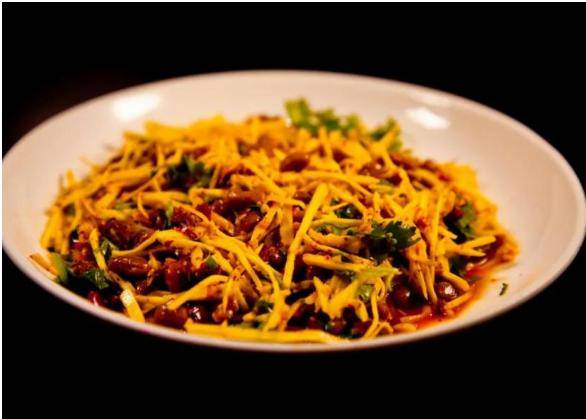 花海配美食，奔跑更帶勁 | 2026曲靖羅平花海馬拉松美食攻略，請查收！