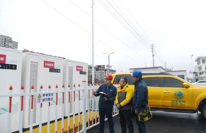 【人民日報】精準服務護航物流企業冬季用電安全