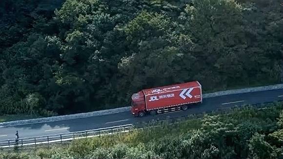 順豐、京東等多家快遞企業宣佈“春節不打烊”