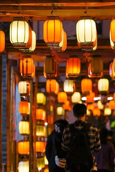 《中國2025年度詩歌精選》目錄-梁平主編