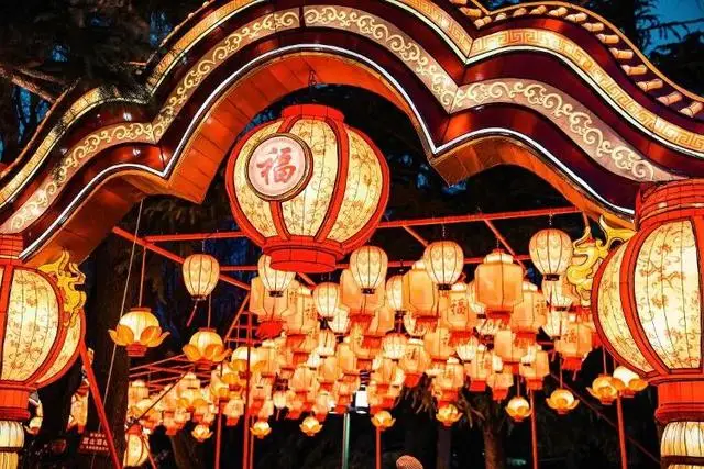 趕緊收藏！天下第一泉迎春花燈會今夜點亮，「賞燈地圖」首發，一圖看懂超全點位~