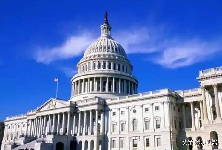 原創為奔赴臆想的美國天堂，不惜變賣房產的丁建強，如今還好嗎？