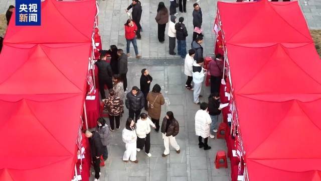 “直播帶崗”+現場招聘 多地招聘活動火熱