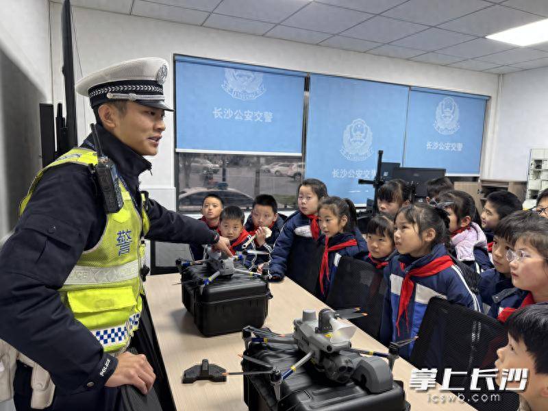 原創清湘小學：寒假實踐讓交通安全知識從課本走向現場