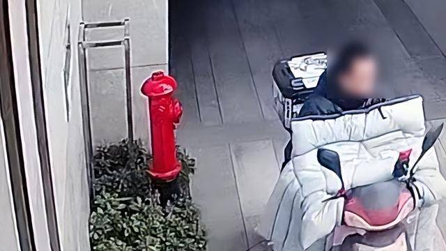 門窗完好、財物蒸發？民警9小時速破“無痕入室盜竊案”