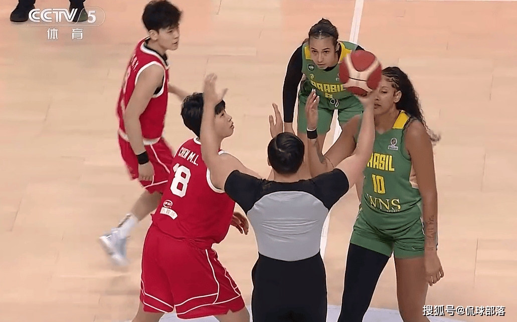 原創領先15分被絕平，宮魯鳴險玩大了！中國女籃戲劇性贏球，MVP誕生