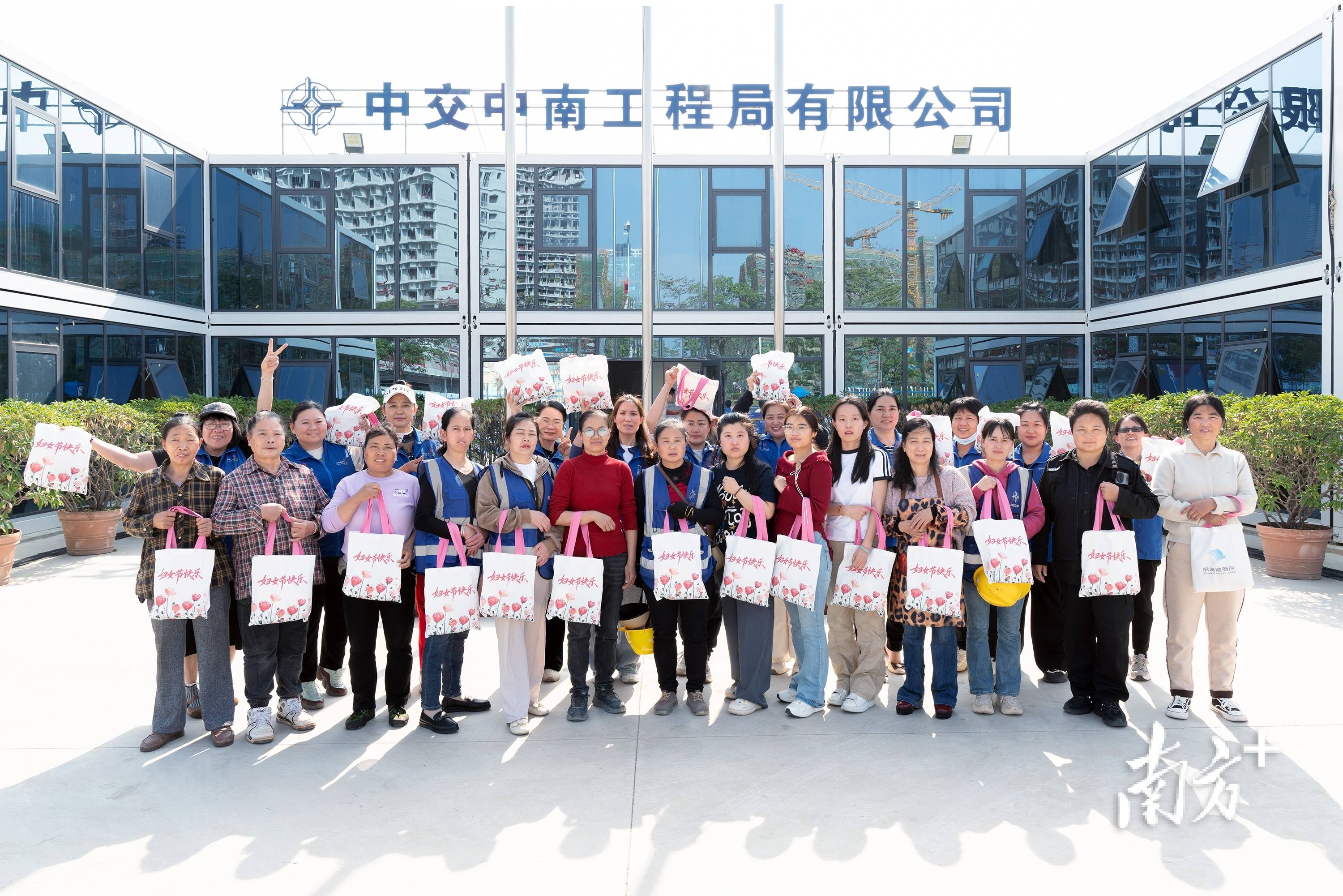 光影定格、美食傳情，濱海灣暖心活動致敬“她力量”