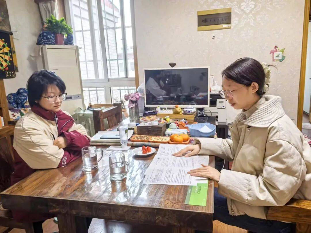 以溫情守護成長，石家莊精英中學開展家訪活動