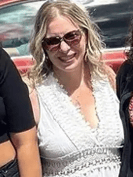 原創森林裡發現一臺冰箱，裡面裝著一具女性屍體