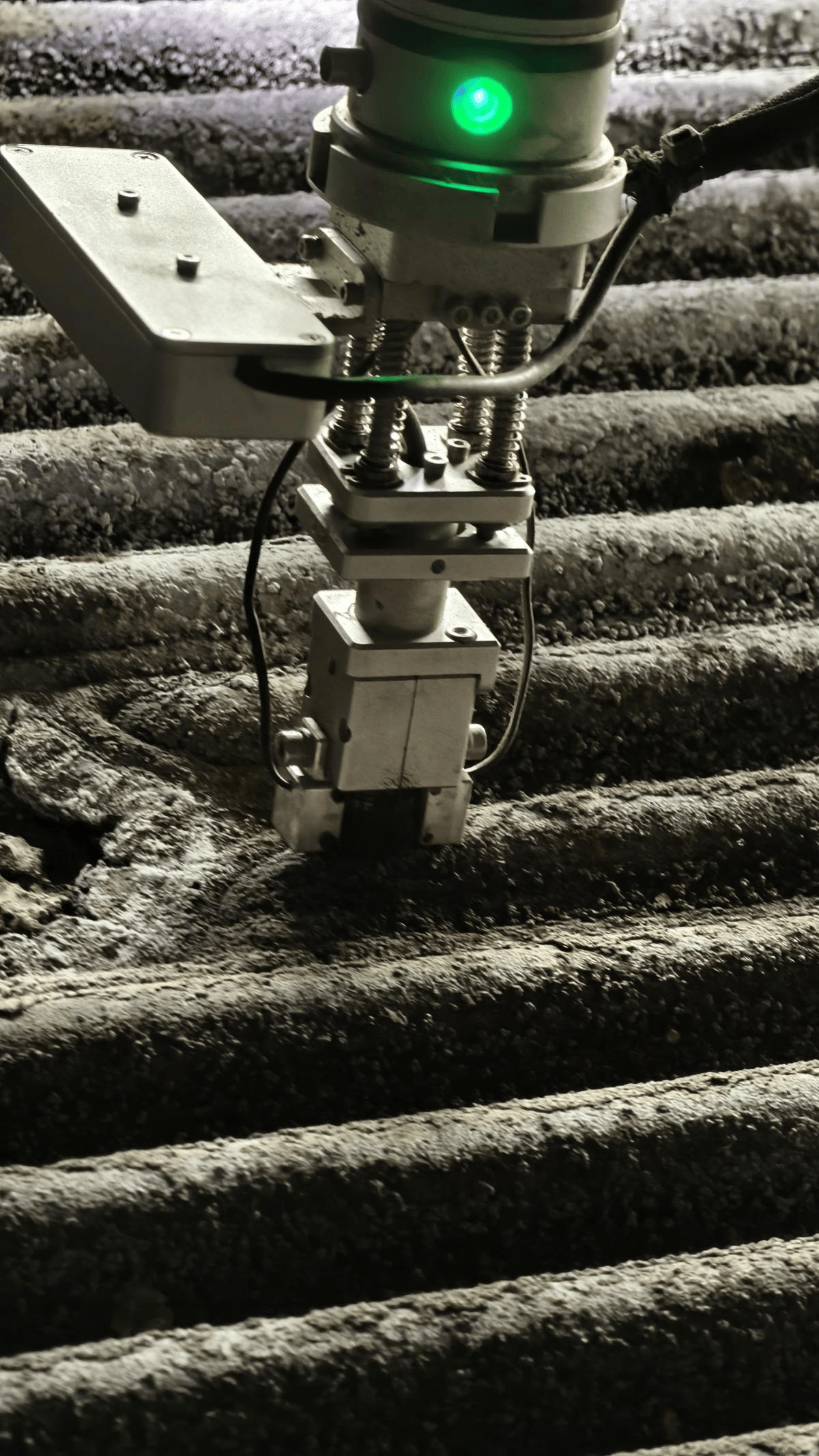 吉泰智慧攜手青山控股，鍋爐水冷壁爬壁機器人再入印尼！