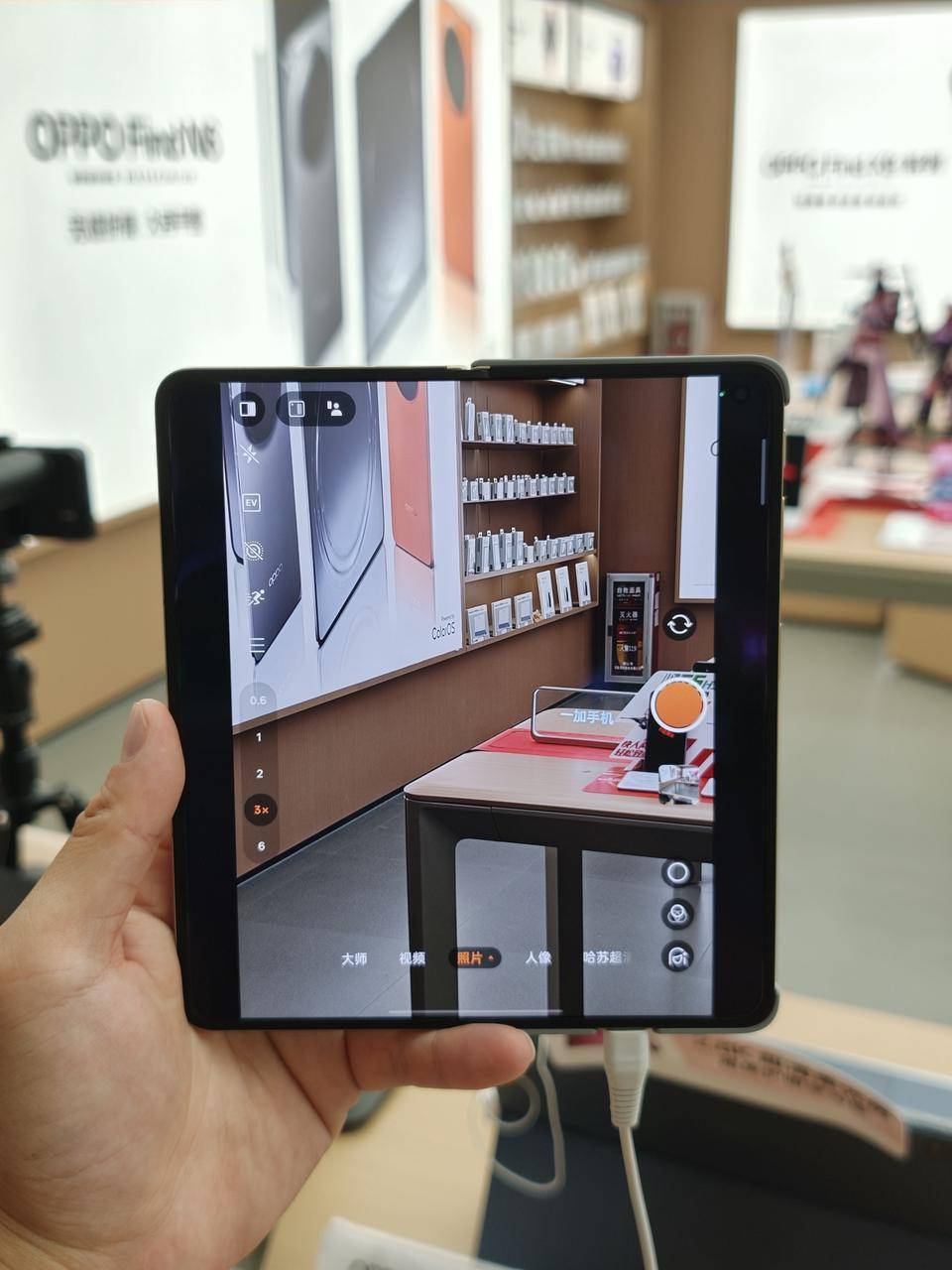 外國大使打卡鄭州，被中國文化&科技震撼