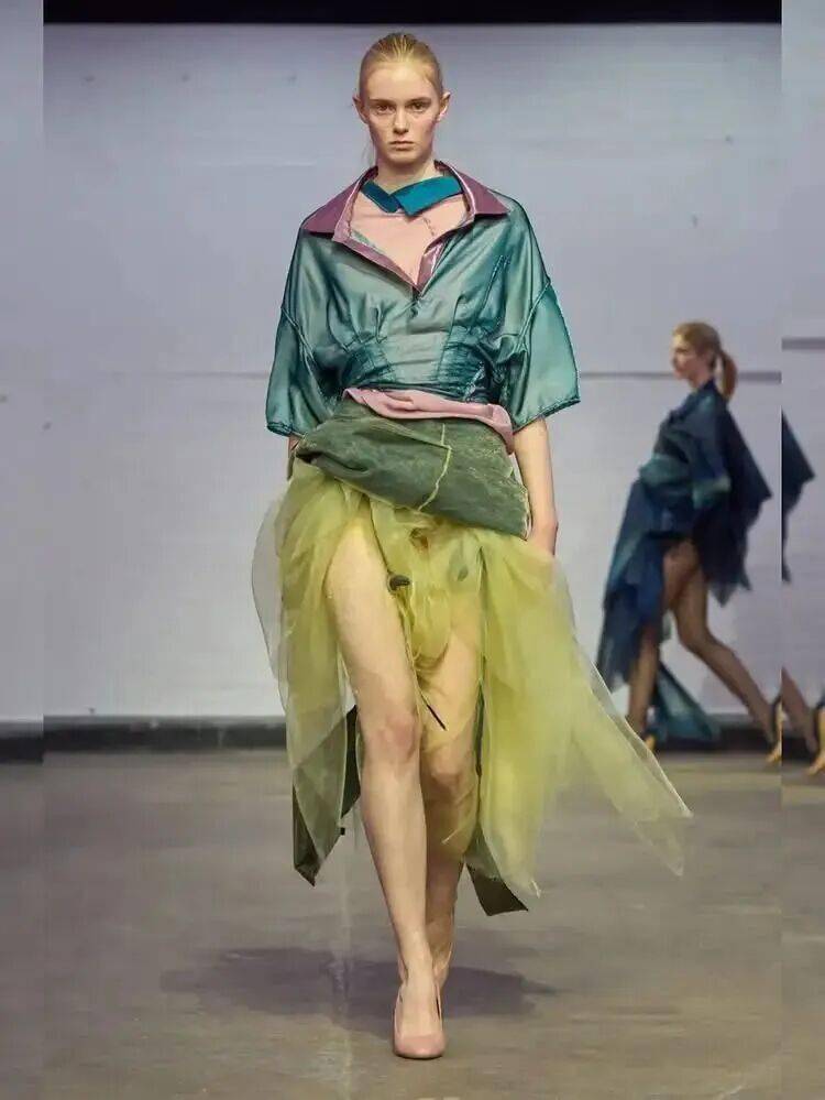 服裝畢業設計釋出 | 2026中央聖馬丁藝術與設計學院-研究生服裝畢業秀！