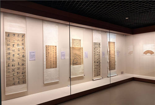 萬幾餘暇——羅振玉舊藏康熙早期書法墨跡首次系統展出