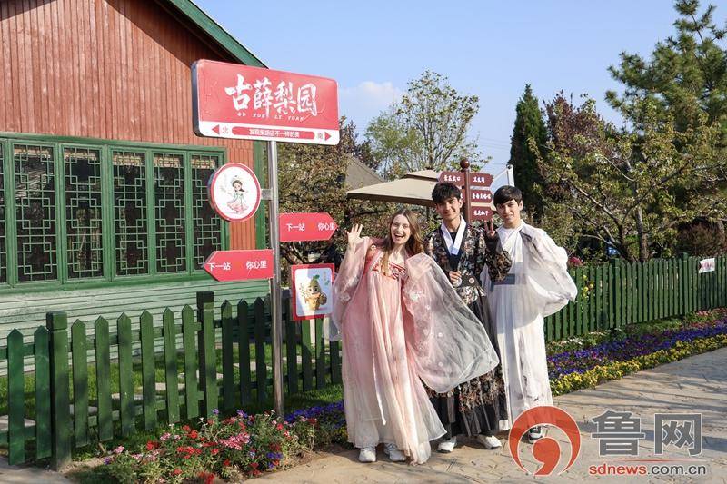 山東滕州：外國留學生體驗“漢服尋春”文化活動