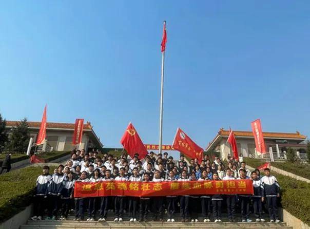 緬懷先烈志 薪火永相傳——江城多校開展清明緬懷先烈主題教育活動