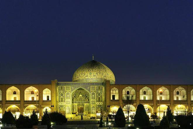 原創伊朗科技大學被炸，美以接連炸3所大學，你炸我炸文明被炸成齏粉