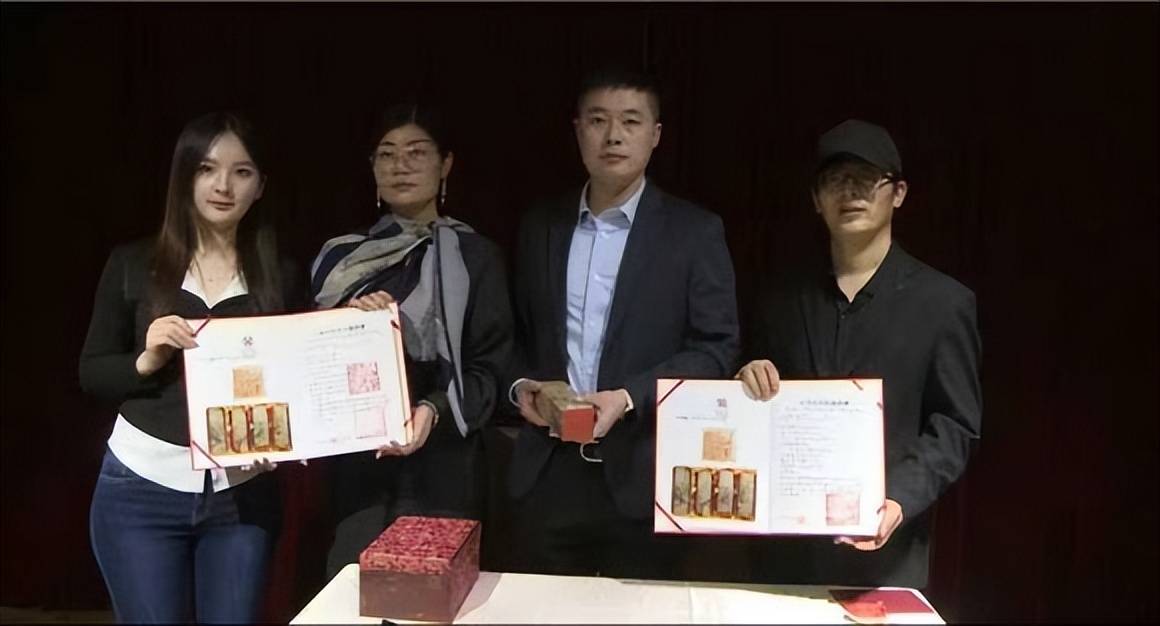 金石銘恩，匠心報鄉：朱氏篆刻父女為家鄉高校創院印獲永久收藏