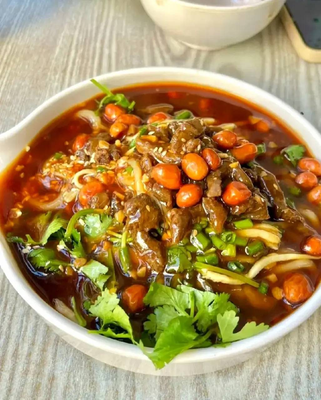 原創海南旅遊美食攻略：8 家地道經典美食，一口嚐盡海南的陽光與鮮爽