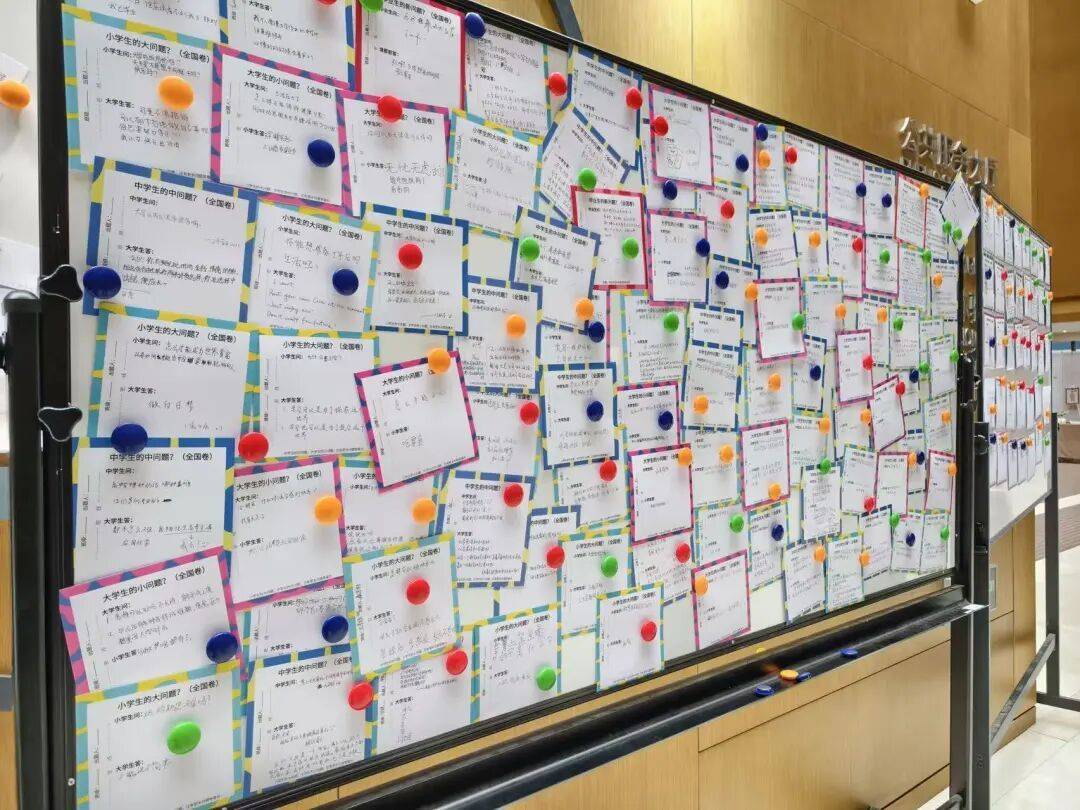 “大學生難題被小學生秒破解”，網友不知不覺中紅了眼眶！