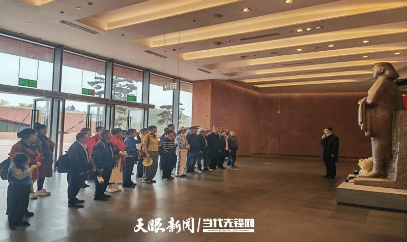 修文縣老年大學開展遊學實踐活動