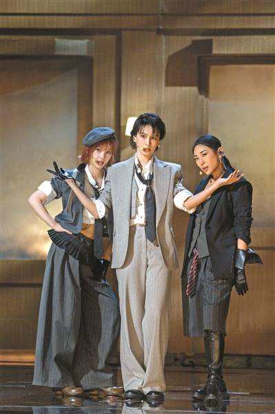 直播撞碎濾鏡《乘風2026》呈現更真實的女性群像