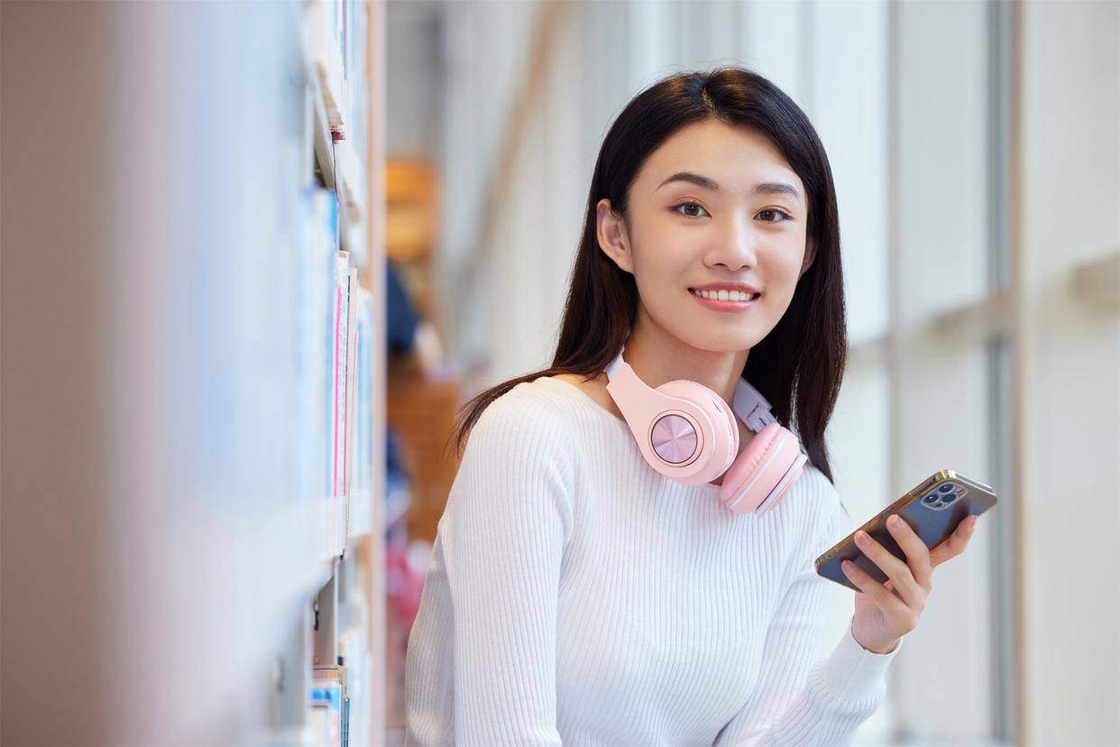 原創接吻時女性默許此種舉動，是早已情根深種的訊號