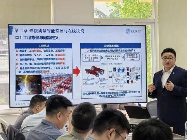 不寫論文也能獲博士學位？成都多所高校已出現“實踐博士”
