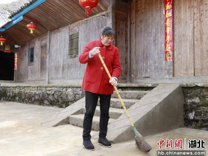 從羅長姐到劉文芳：兩代女性跨越48年的守護接力