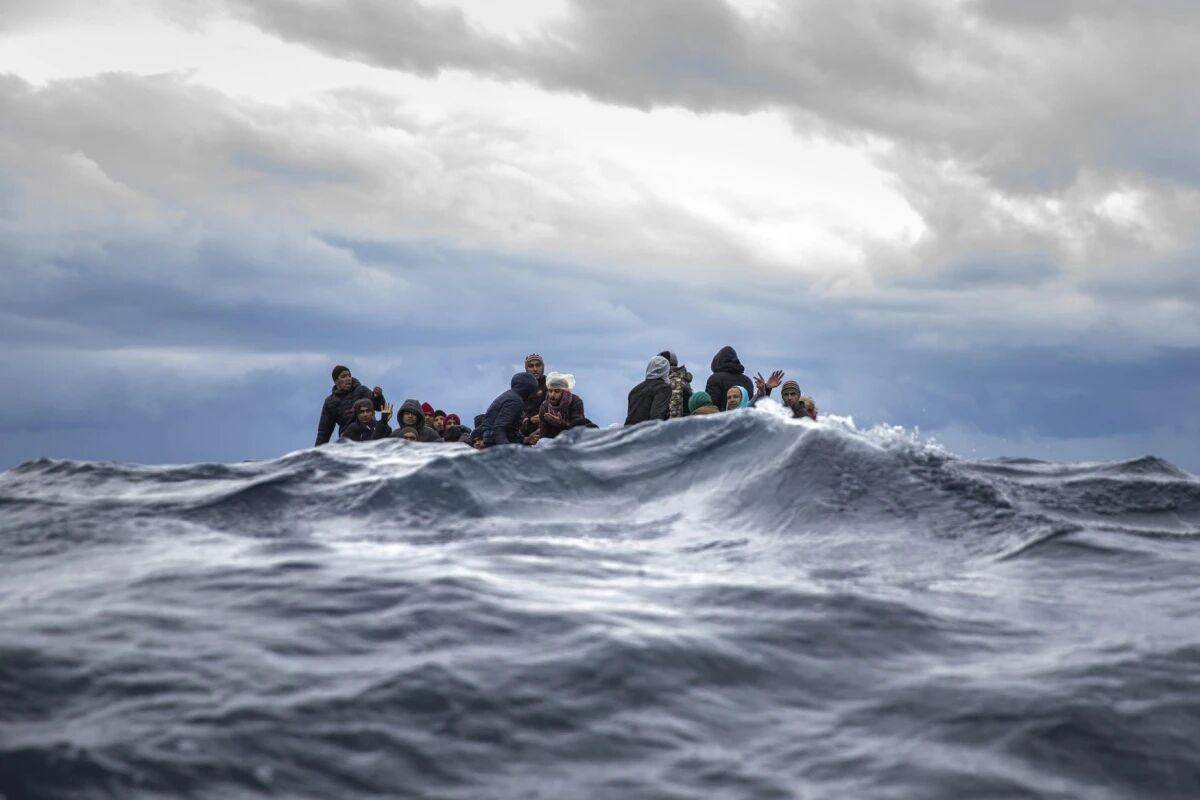 原創歐盟鐵腕遣返！30 年聖母夢碎，數百萬非法移民何去何從？