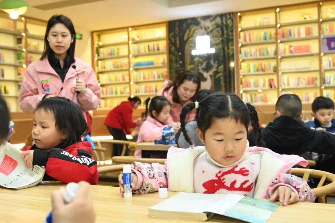 報名啦！走進圖書館·拯救圖書大作戰活動