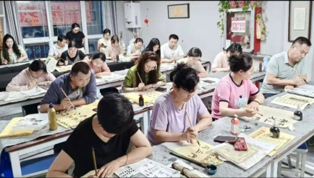 墨韻潤身心 書香度盛夏——市文聯、市書協舉辦2026暑假書法公益培訓班
