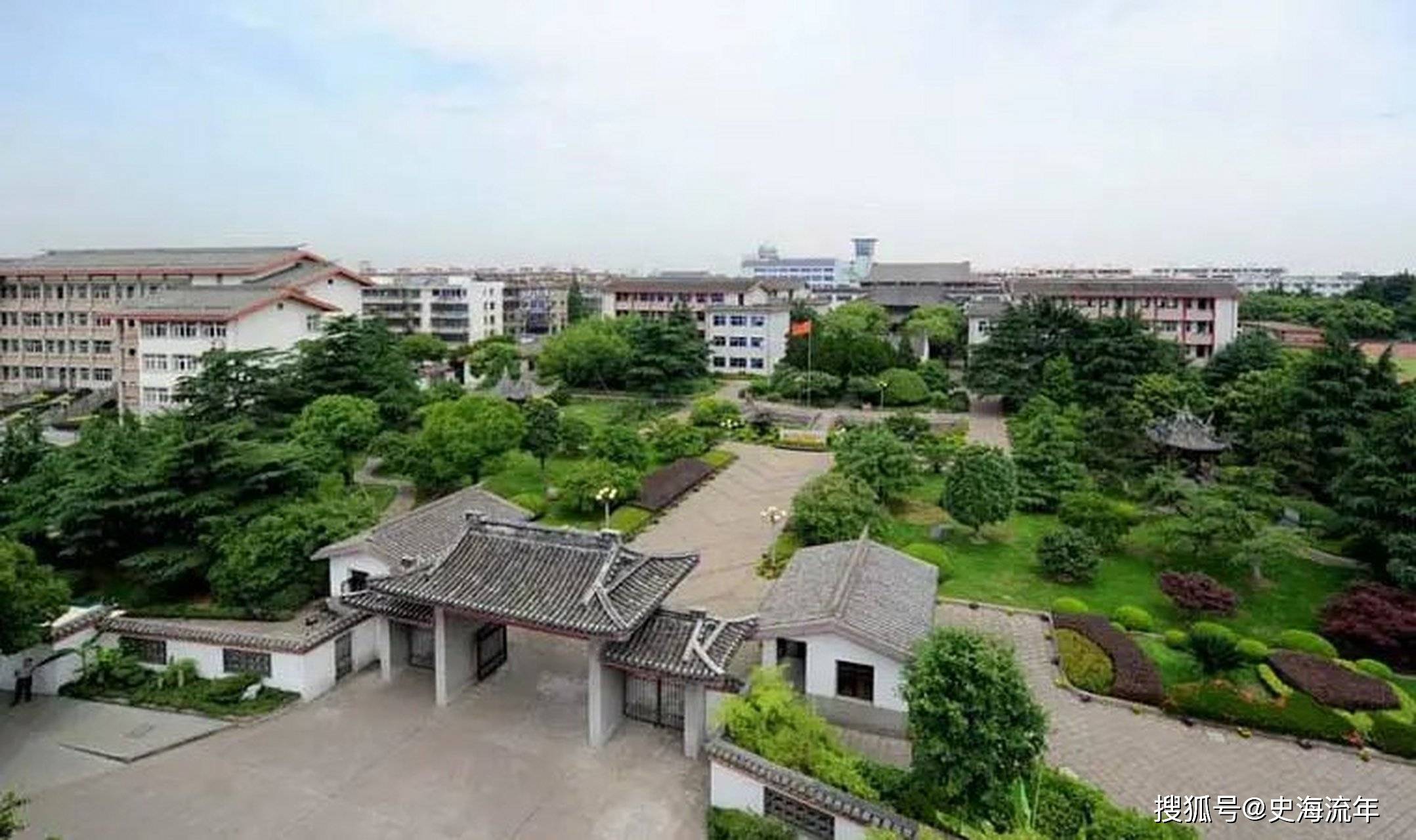 原創質疑！鎮海中學2026高考錄取資料，網友說，別學杭二，請公佈真相